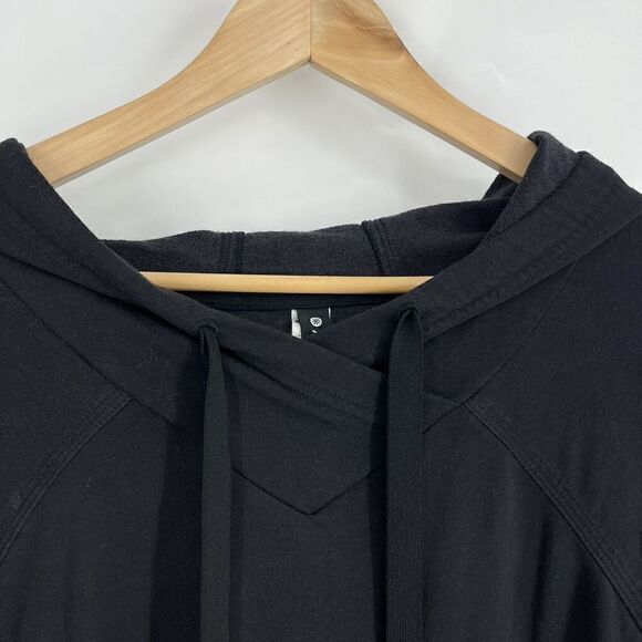 Athleta Cabana Tunic Size Medium Black Short Sleeve Relaxed Pullover Hoodie Knit - Picture 3 of 8